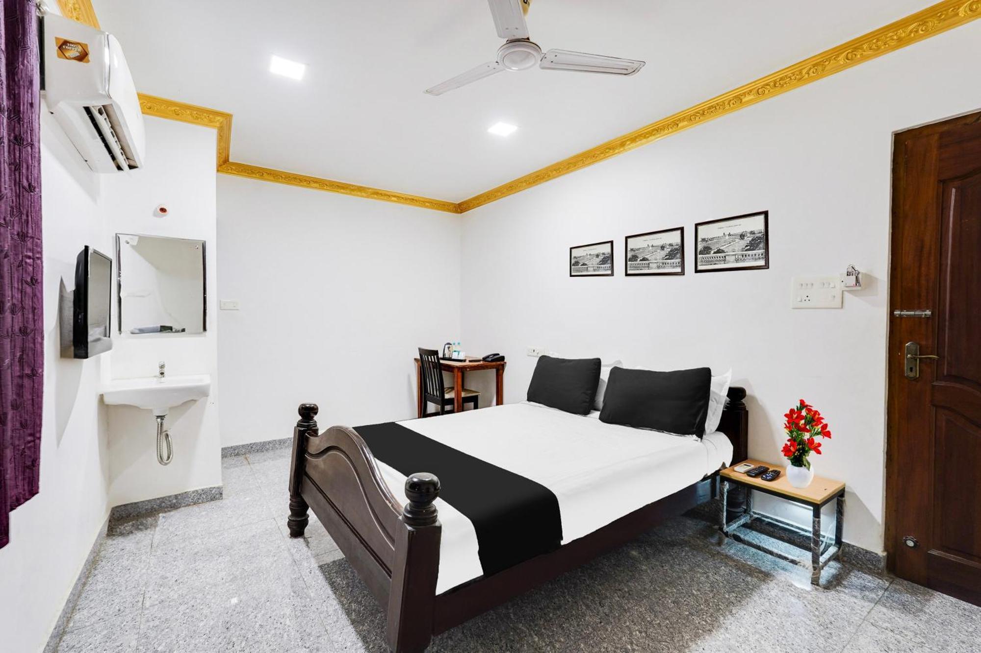 Super Hotel O White Town Formerly Seascape Residency Pondicherry Exterior photo