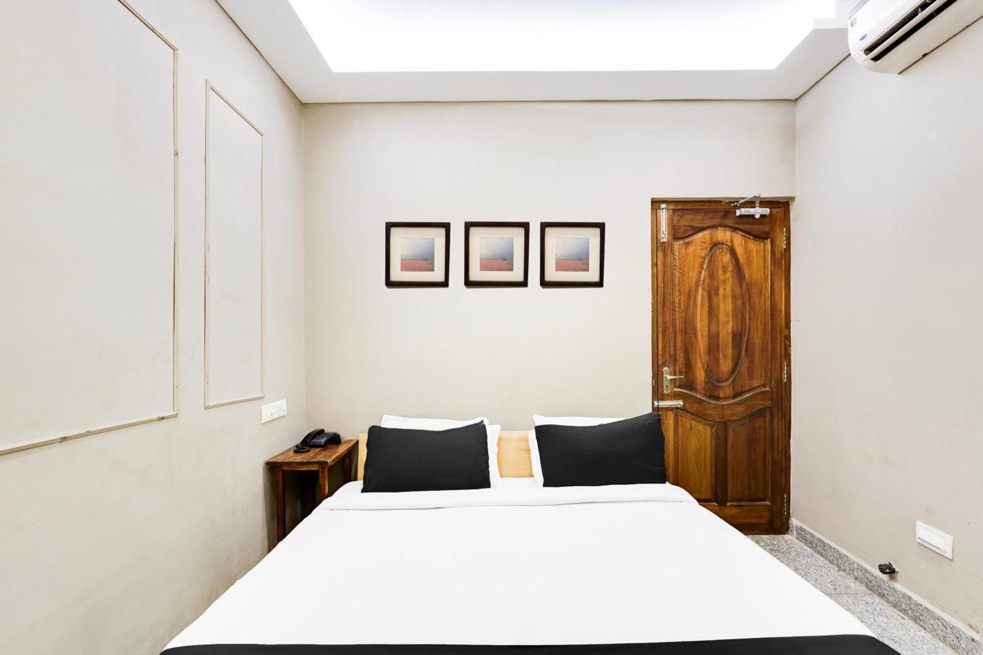 Super Hotel O White Town Formerly Seascape Residency Pondicherry Exterior photo