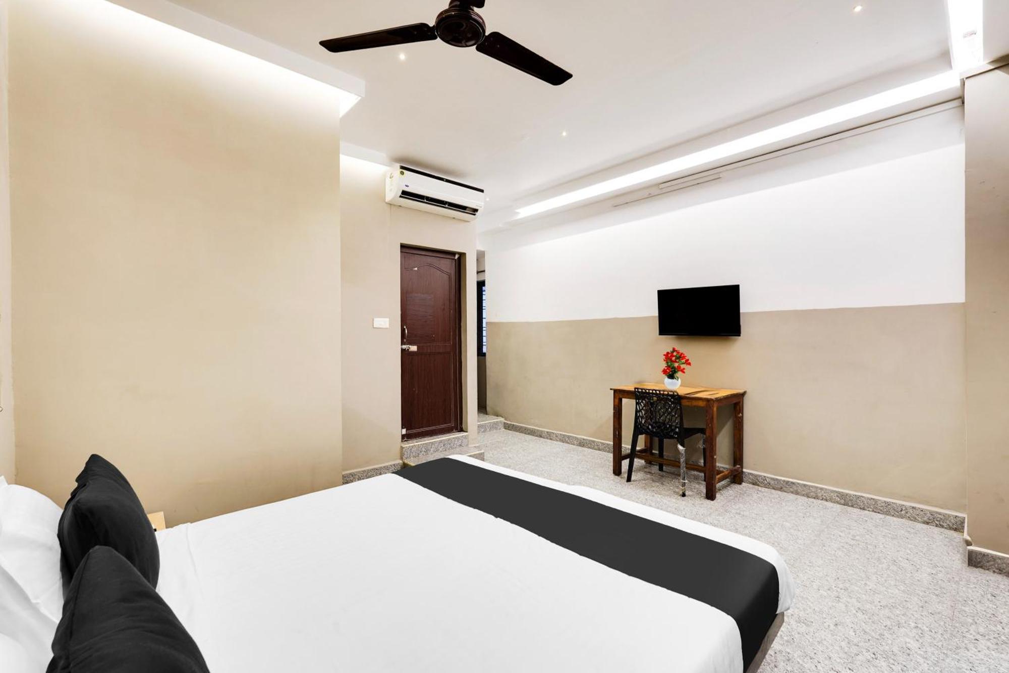 Super Hotel O White Town Formerly Seascape Residency Pondicherry Exterior photo